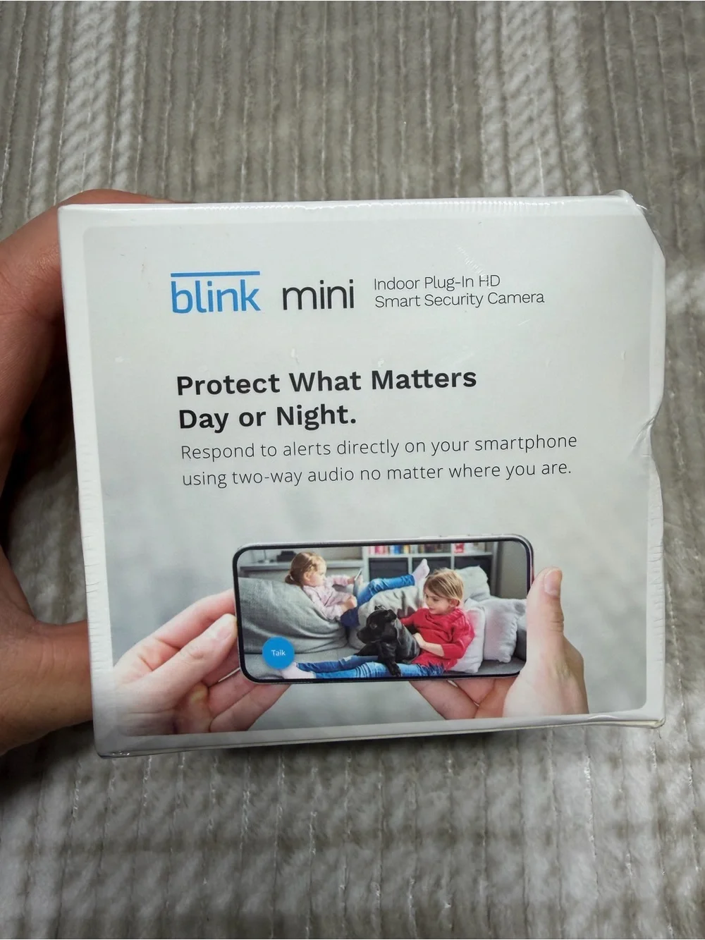 Blink Mini Indoor Plug-In HD Smart Security Camera - White